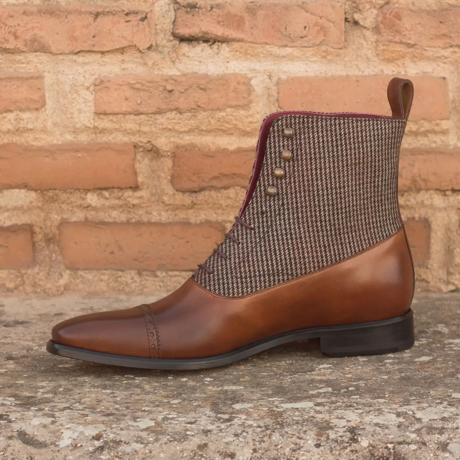 DapperFam Vittorio in Tweed / Med Brown / Dark Brown Men's Sartorial & Italian Leather Balmoral Boot