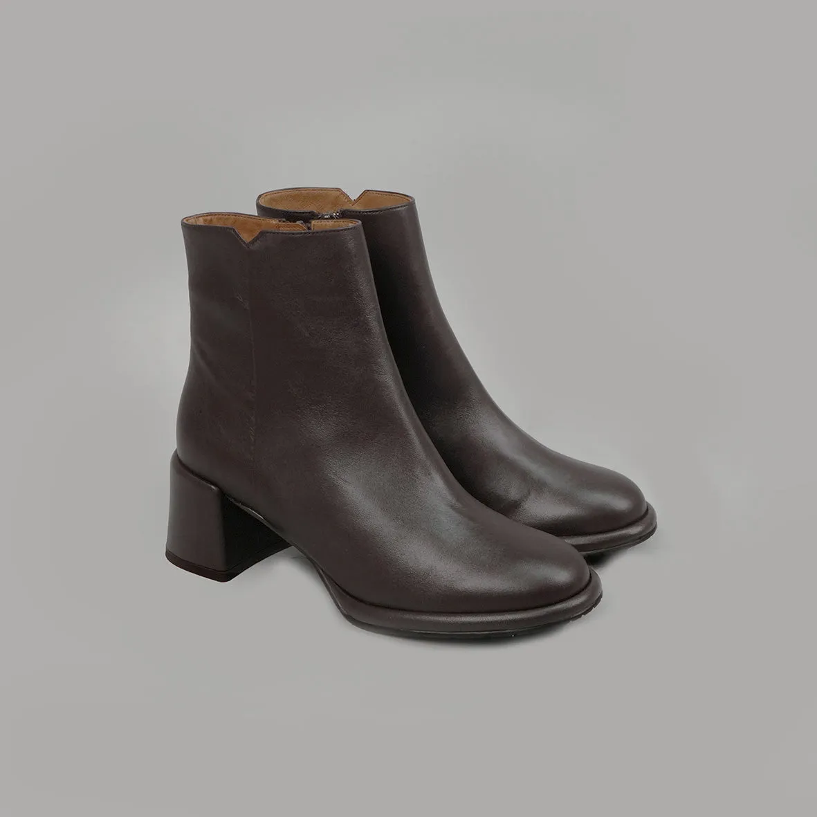 Mona Dark Brown