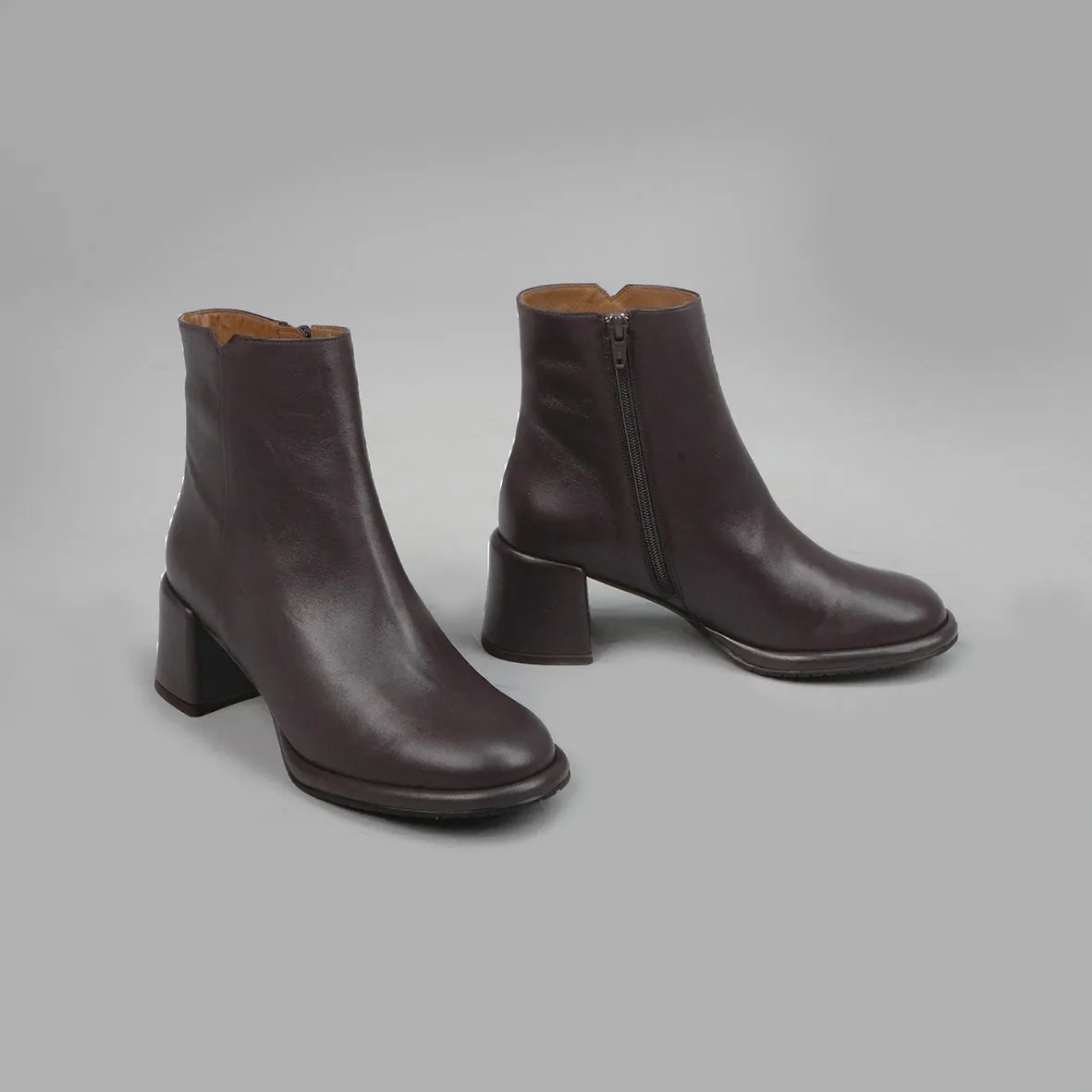 Mona Dark Brown