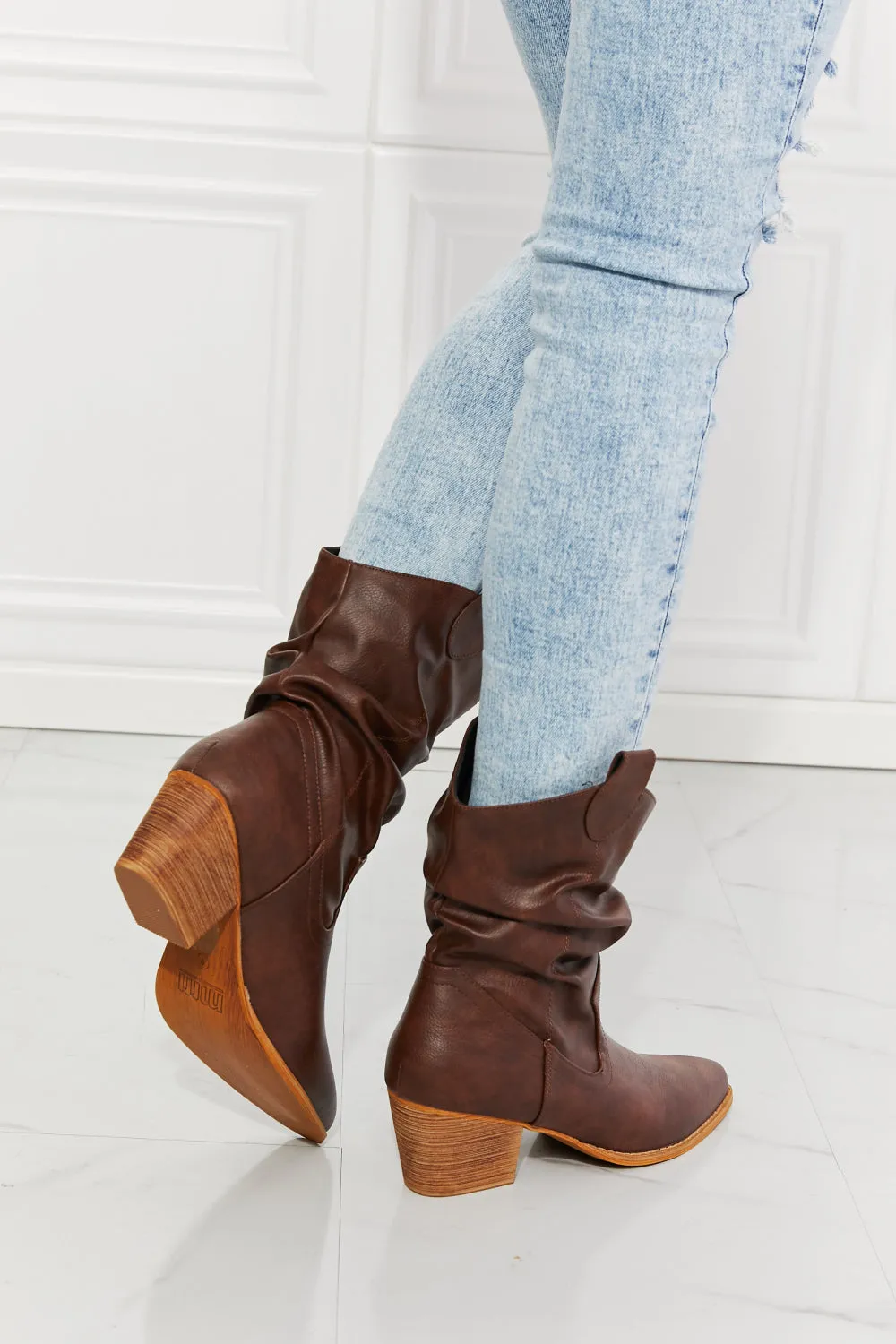Texas Scrunch Cowboy Boots in Brown